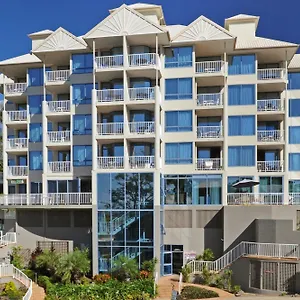https://at-whitsunday-vista-resort.queenslandhotels.net