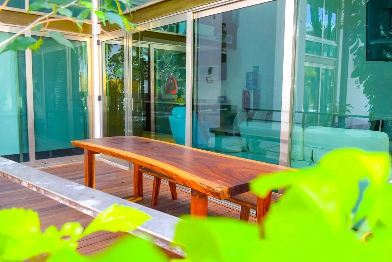Lägenhet Luxurious & Central Condo In Playa Steps From The Beach Playa del Carmen