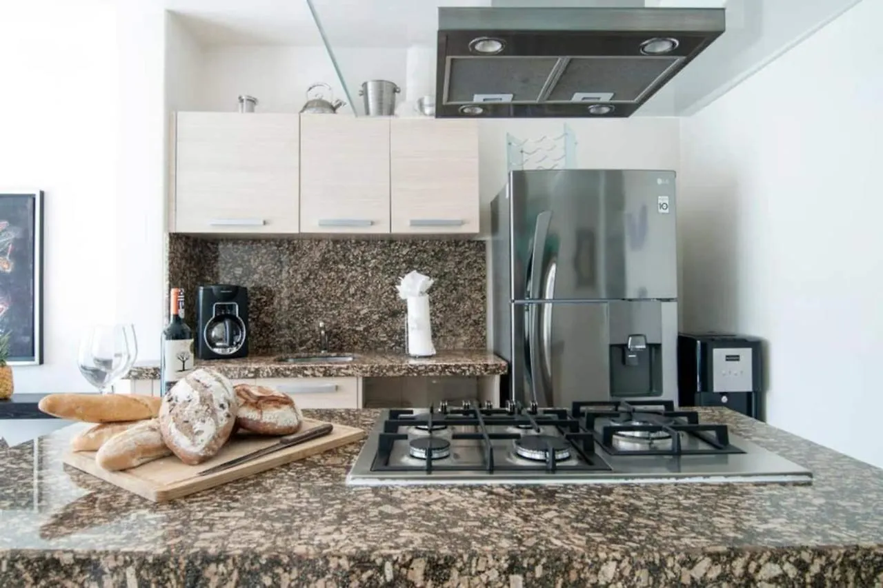 Luxurious & Central Condo In Playa Steps From The Beach Playa del Carmen
