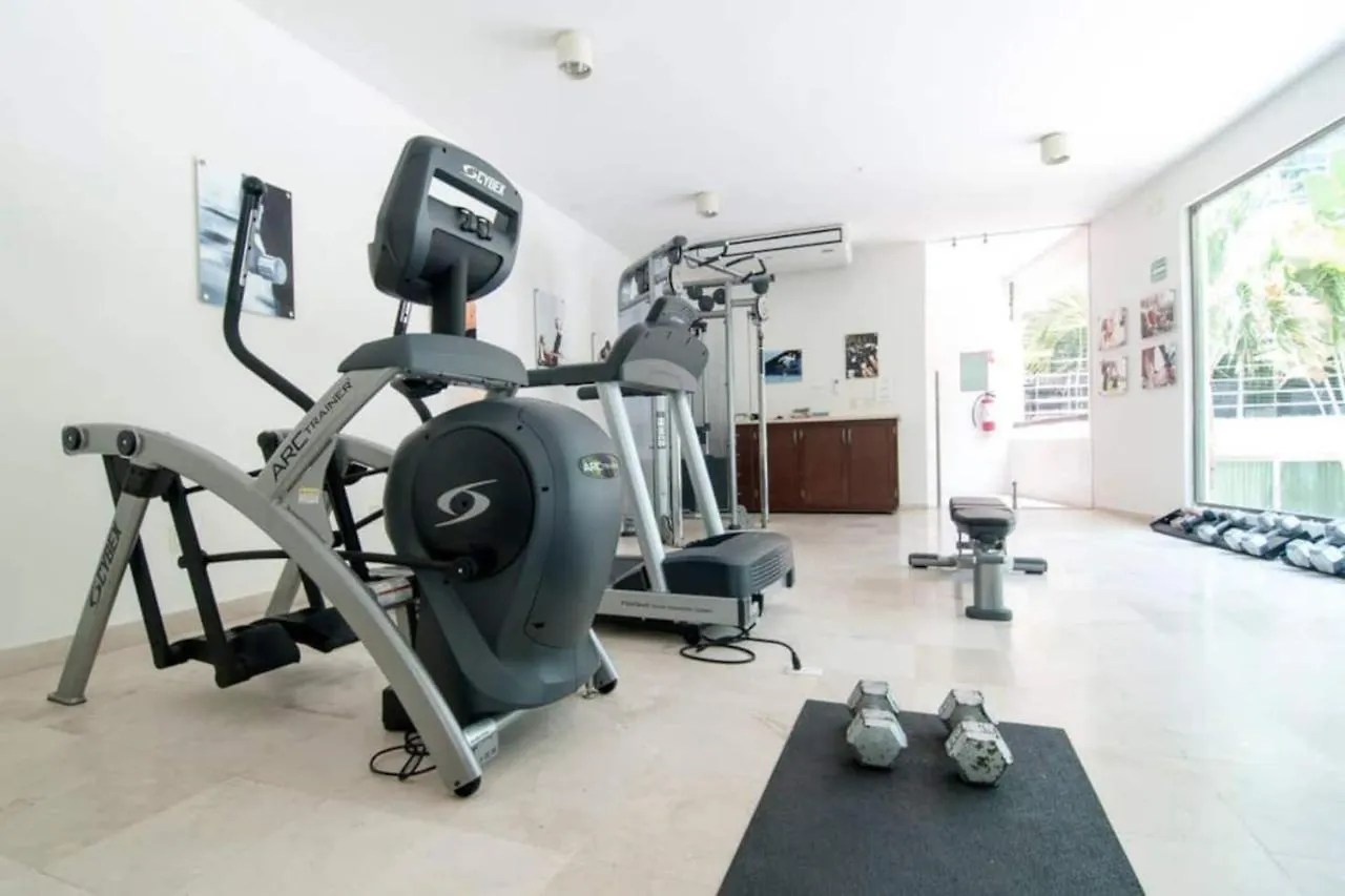 Lägenhet Luxurious & Central Condo In Playa Steps From The Beach Playa del Carmen