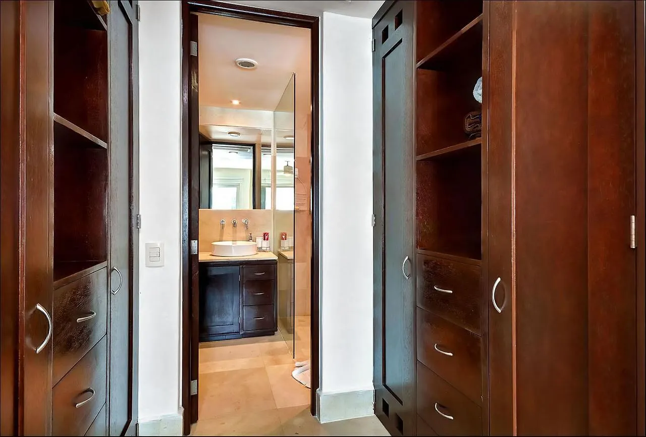 Luxurious & Central Condo In Playa Steps From The Beach Playa del Carmen 0*,