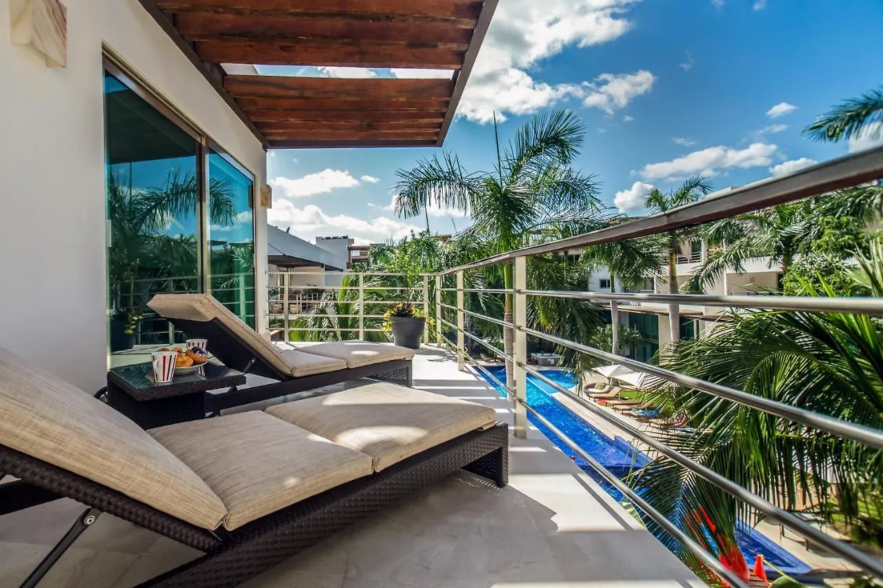 Lägenhet Luxurious & Central Condo In Playa Steps From The Beach Playa del Carmen
