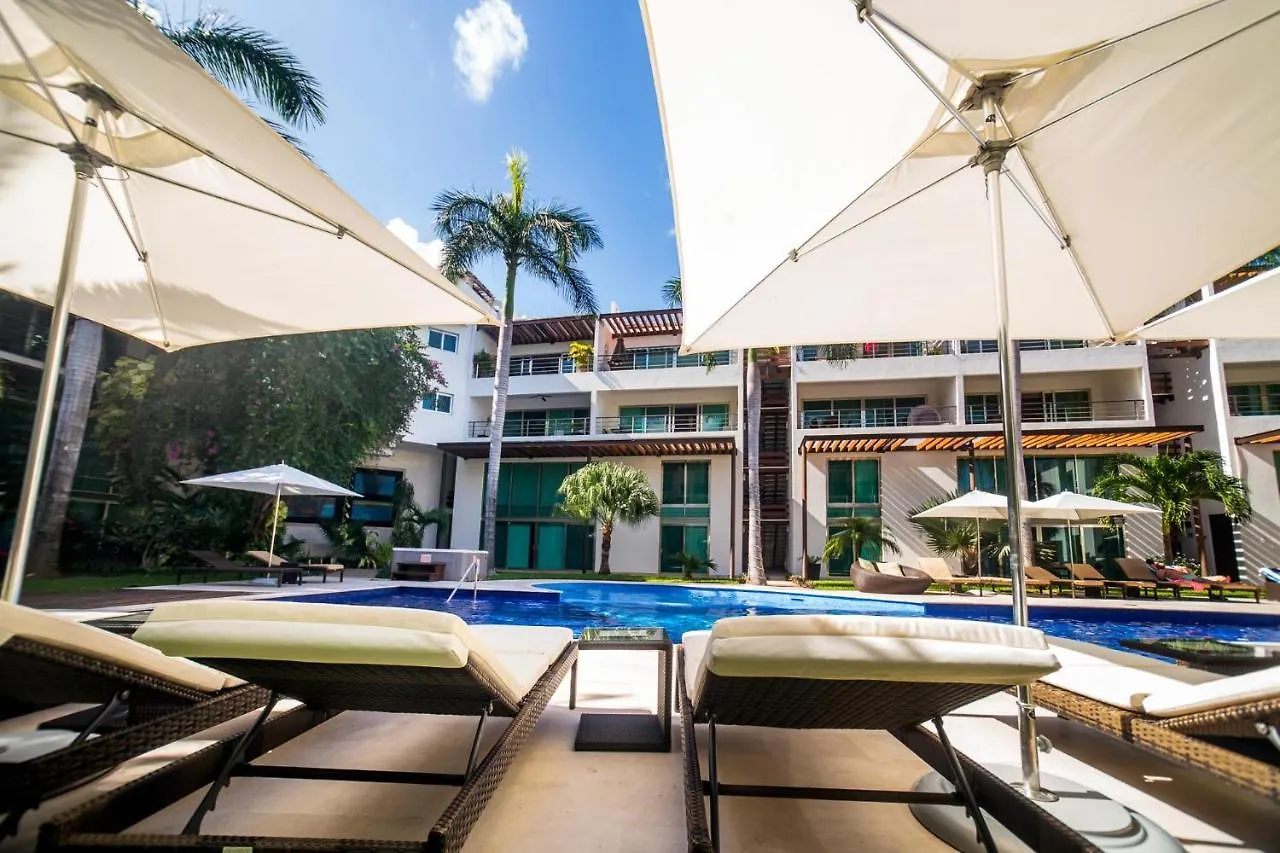 Luxurious & Central Condo In Playa Steps From The Beach Playa del Carmen Mexiko
